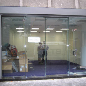 shop front door repair Lindsay